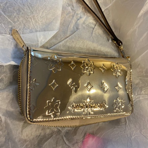 Gold Michael Kors wristlet wallet - Picture 2 of 3